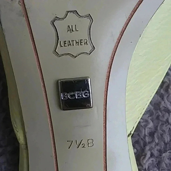 🌹BCBG slip on summer shoe🎉 - Picture 8 of 12